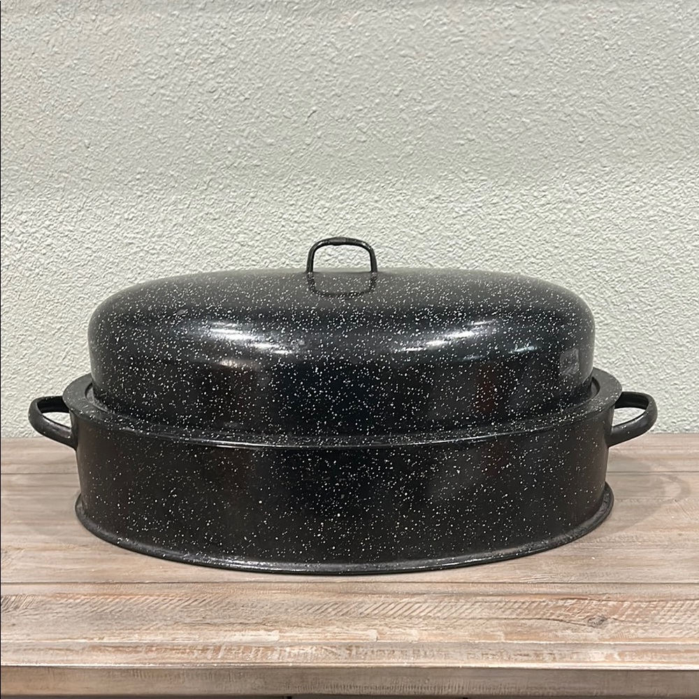 Vintage Speckled Black Roasting Pan with Lid